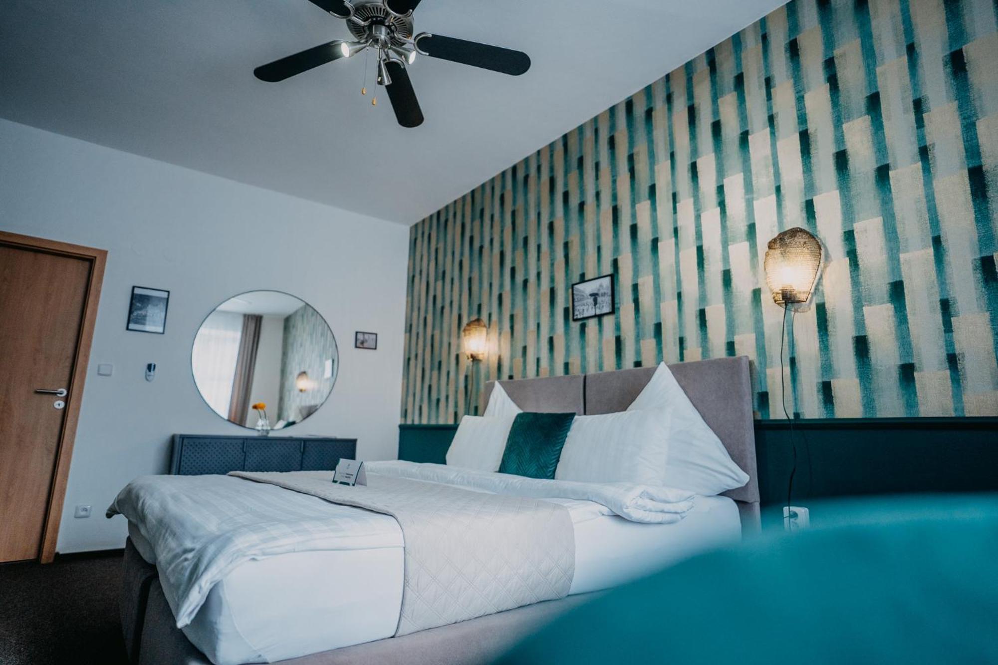 House Hotel Hradec Kralove Luaran gambar